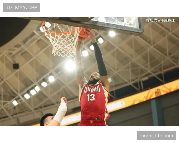 奥德加德助攻表现出色，助力球队冲击冠军展现卓越实力