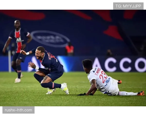 巴黎欧冠冠军目标受关注，争冠形势与竞争格局持续显现